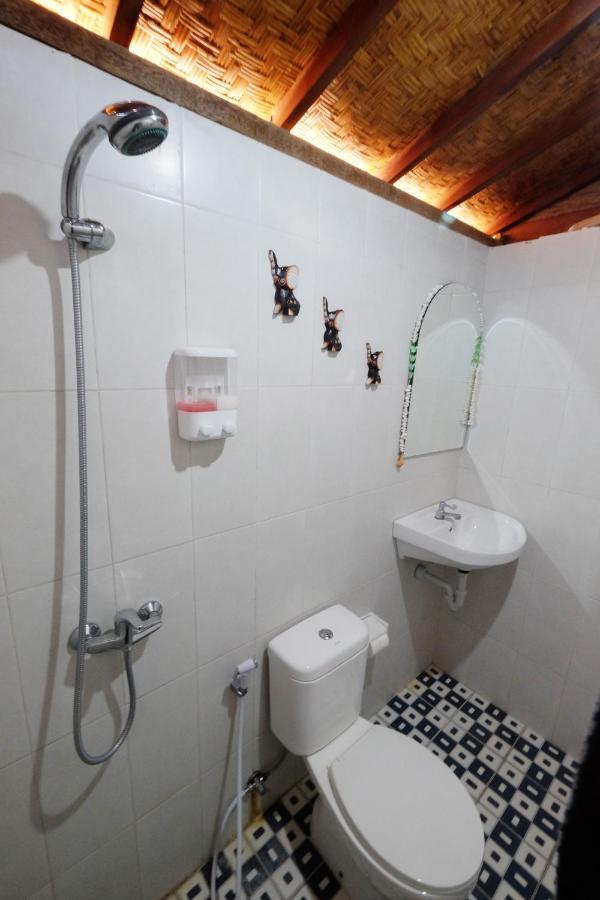 Adara Beach Huts Batununggul エクステリア 写真