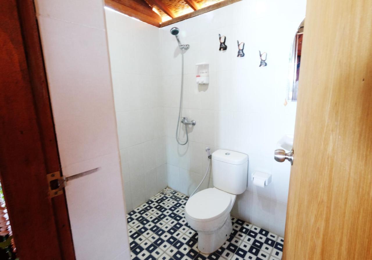 Adara Beach Huts Batununggul エクステリア 写真