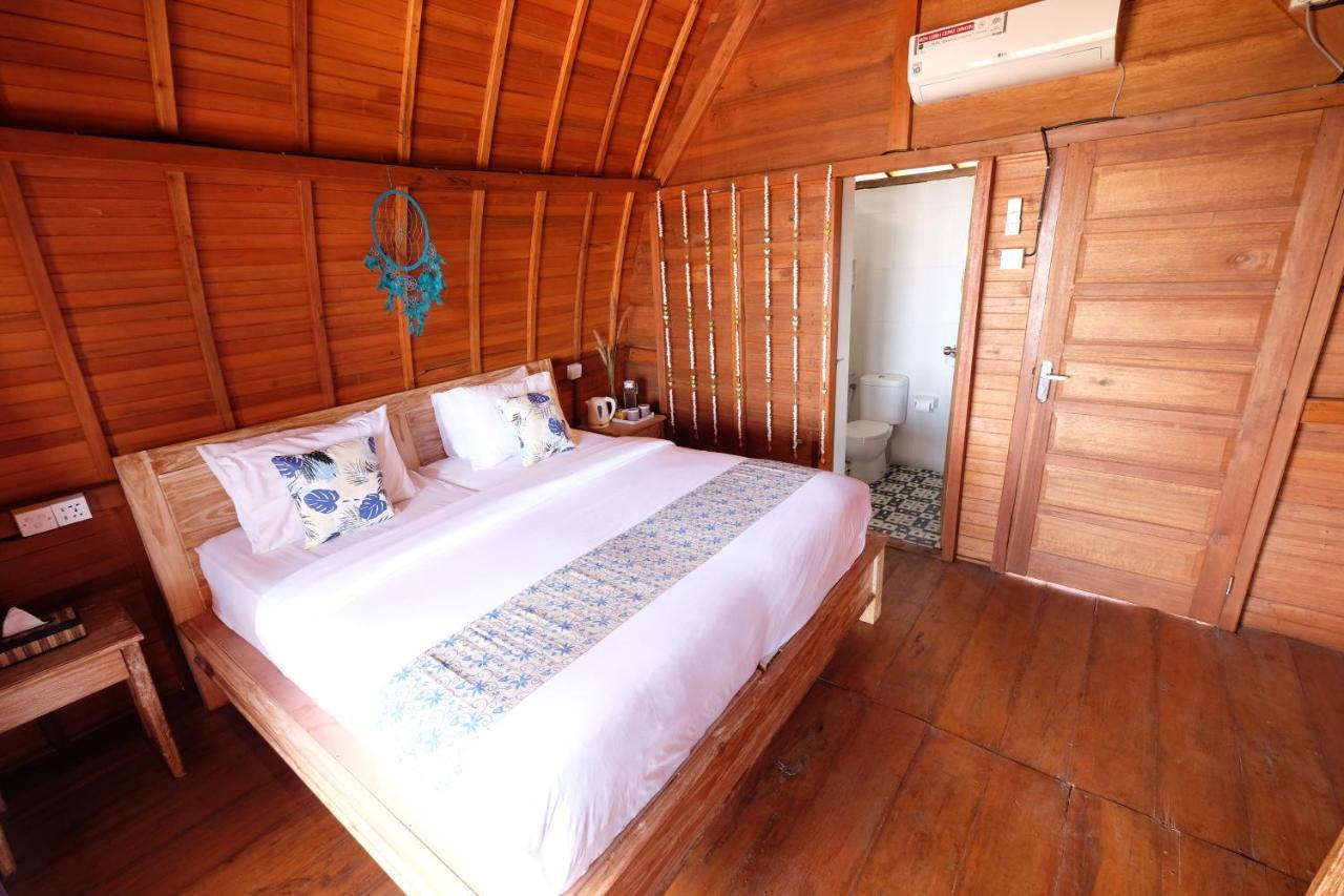 Adara Beach Huts Batununggul エクステリア 写真