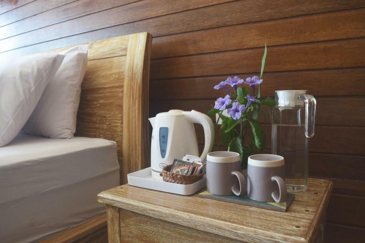 Adara Beach Huts Batununggul エクステリア 写真